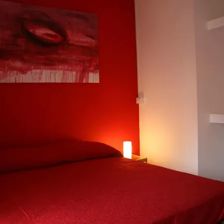Trasteveredreamsuites B&B 2*